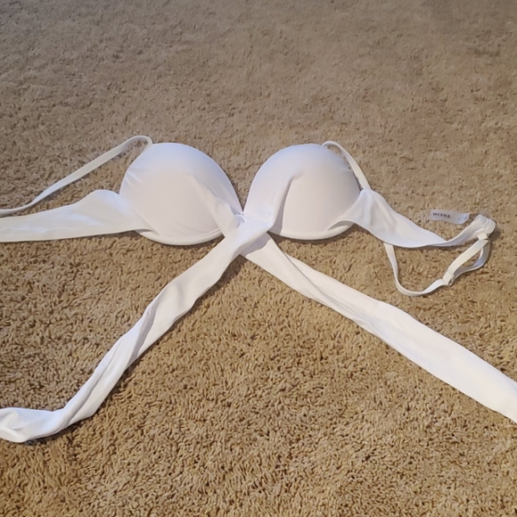 Seeing bathing suit top - Picture 1 of 2